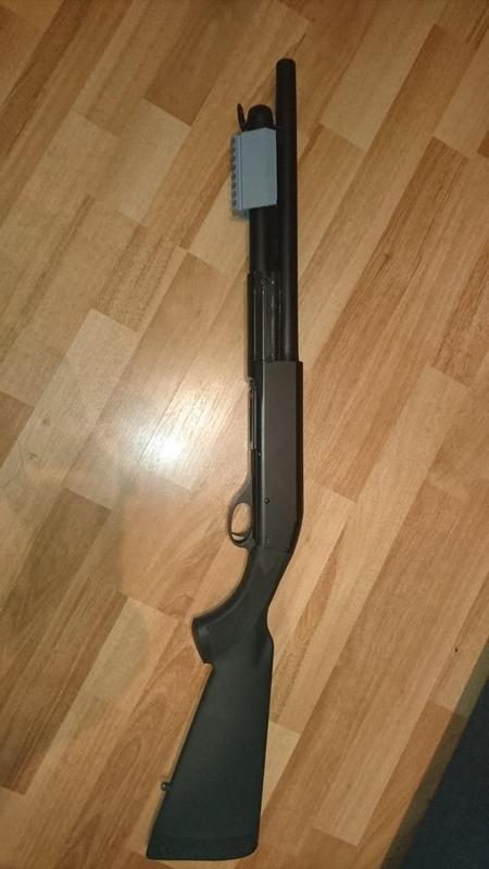 Airsoft shotgun (CM350 Metal version) railed handguard