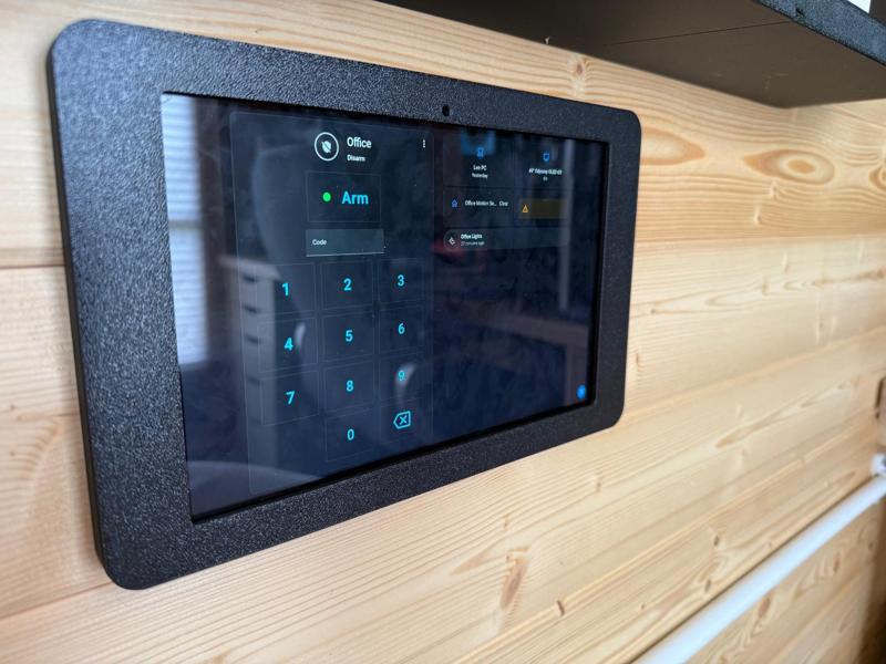 Fire HD 10 (13th Gen) Tablet Wall Mount Rear Entry