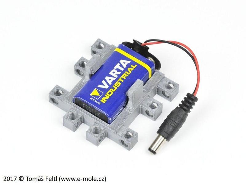 MoleBox: 9V battery holder