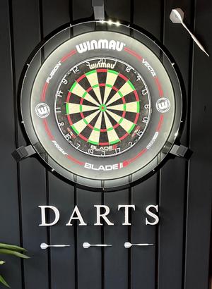 Decorative dart - Stylish wall and table decoration - Autodarts