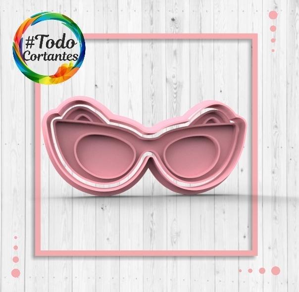 Barbie eyeglass cutter