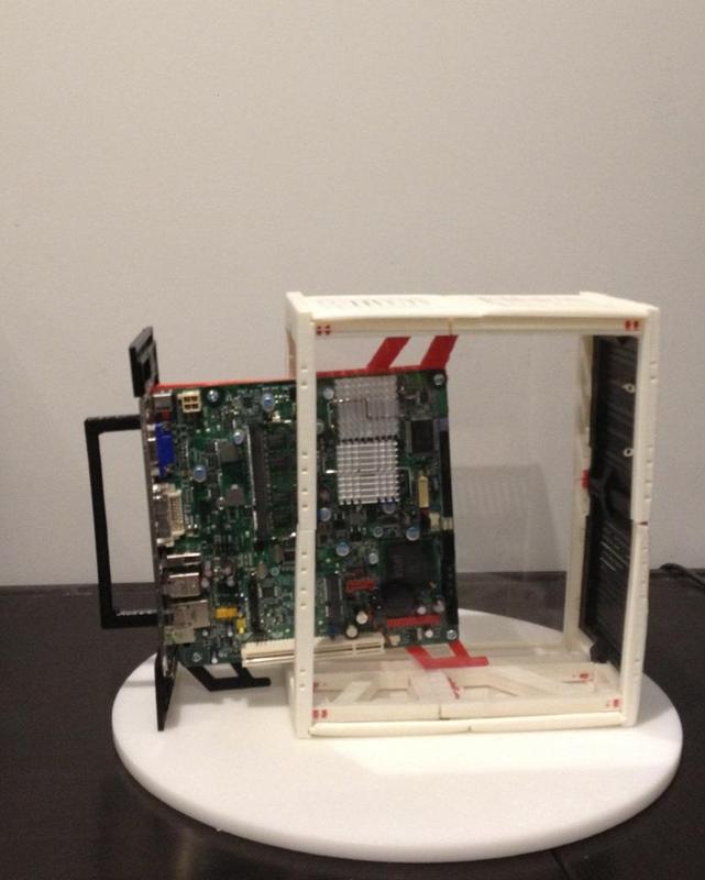 Homebrew Blade Server Case - Fully printable (Mini-ITX)