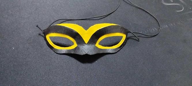 Queen  Bee Mask (Child 4-5 years)