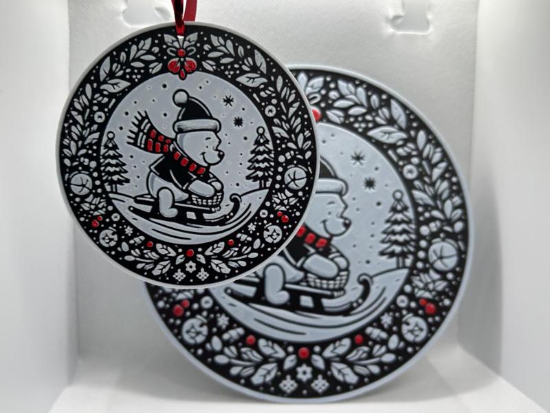 Winnie the pooh - Christmas Ornament / Coaster