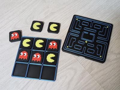 Tic-Tac-Toe Pacman