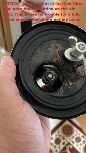 "Universal" air cleaner assembly 