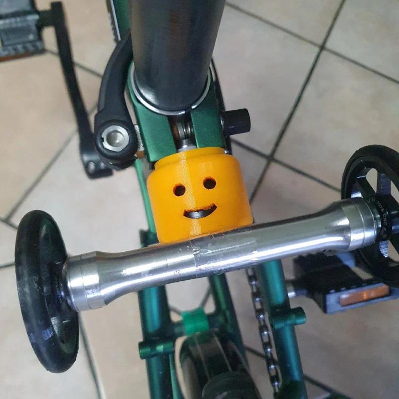 Smiley Lego Head Trifold bike Suspension Block Skin   