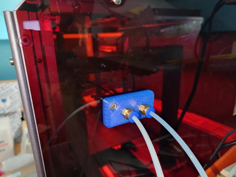 3D-Printer enclosure feedthrough for PC4 PTFE tube   