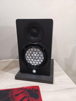 Honeycomb Grille for Yamaha HS5 Monitor