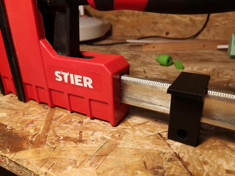 Stier Korpuszwinge Auflage   