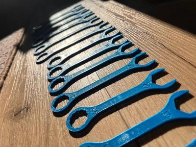 sada  očkoplochých klíčů 20mm-30mm - set of combination wrenches 20mm-30mm   