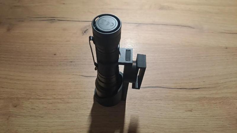 Gürtelhalterung Taschenlampe // Torch belt holder   