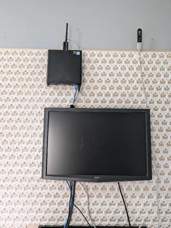 GOEWS VESA monitor and mini PC mount   