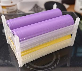 2x 18650 stackable battery organizer   