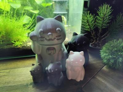 Lucky Cat - Keychain