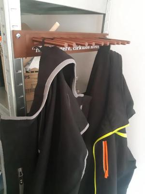 holder ski poles   