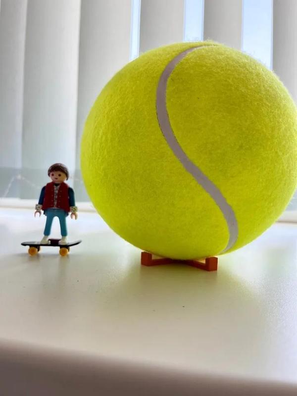 ball stand / Ballständer   