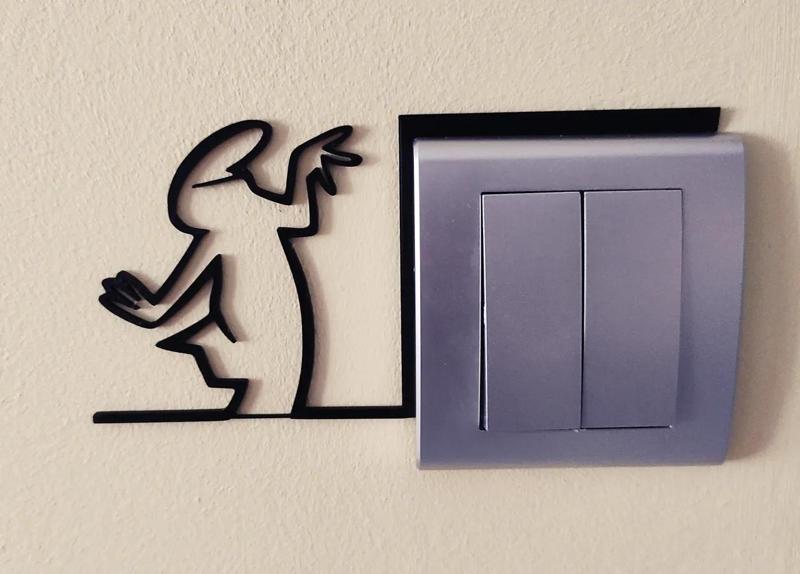 Funny Light Switch Gadget – La Linea Balum 21   