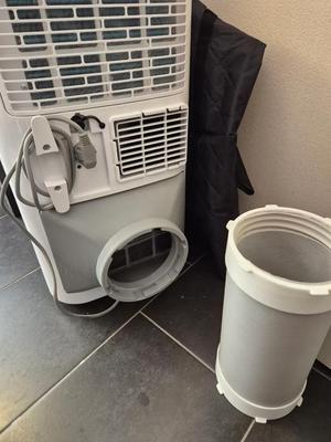 Quick connect AC Intake Hose   