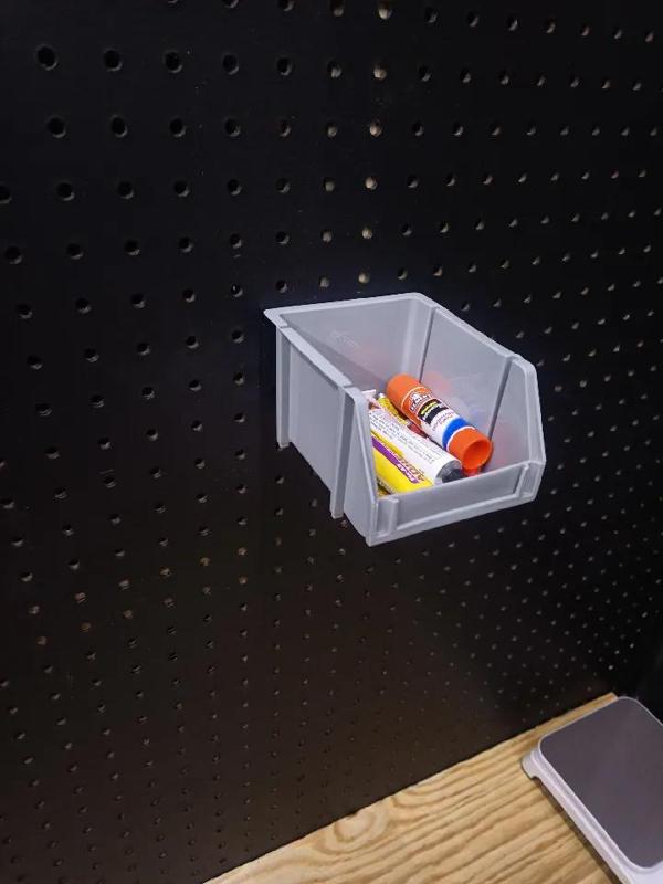 Harbor Frieght (storehouse) pegboard bin mount   