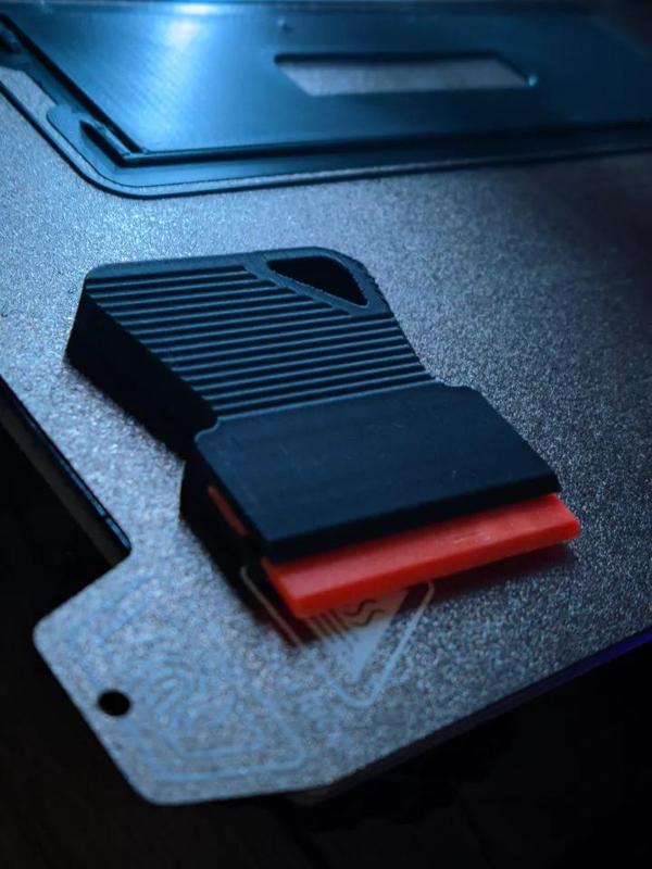 Plastic Blade Scraper (ergonomic)   