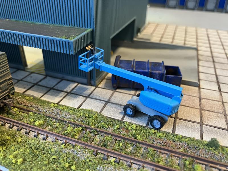 N Scale Boom Lift