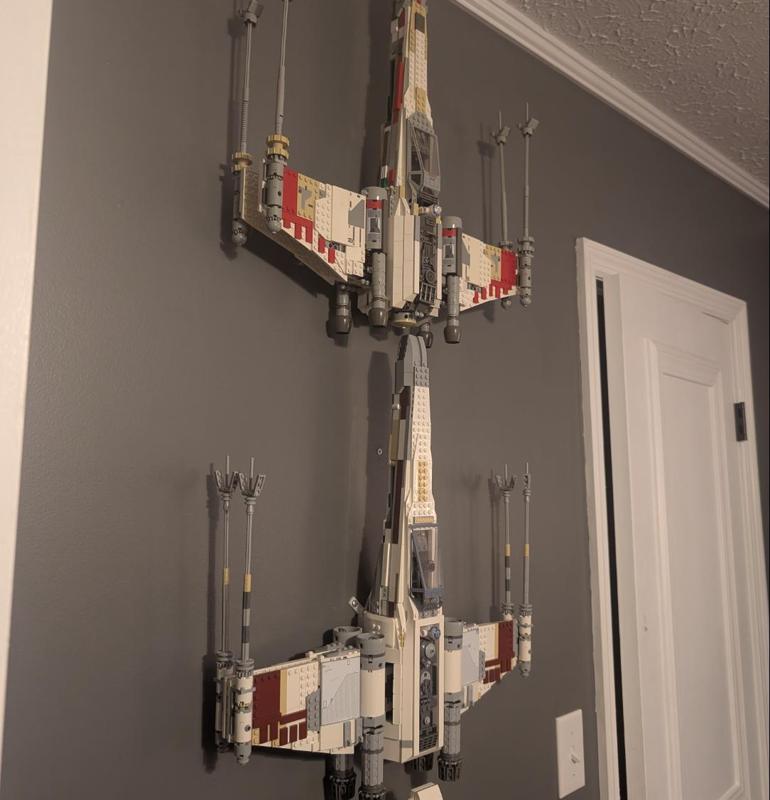 Star Wars UCS X Wing wall mount 10240 & 7191 only