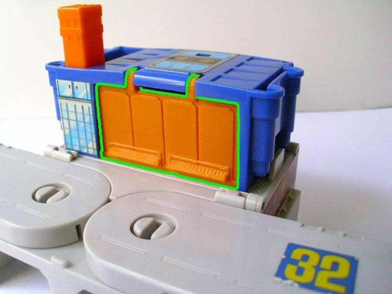 Hangar Door for Airwave Micromaster Transformer