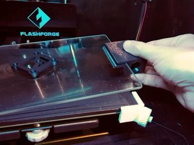 Grabber/Support for Glass Bed Plate (customizable)