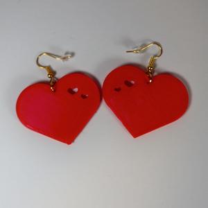 Heart earring with small hearts