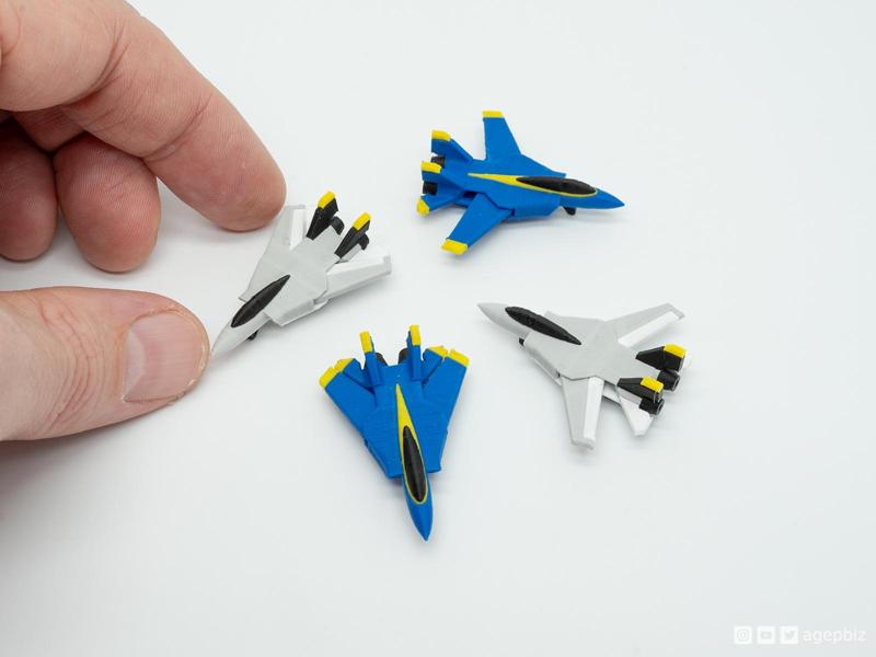 Tiny Multicolor Jet Fighters - Print-in-place and Articulated
