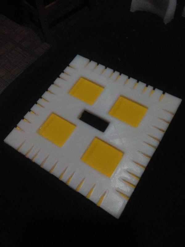 Square Kumihimo loom 