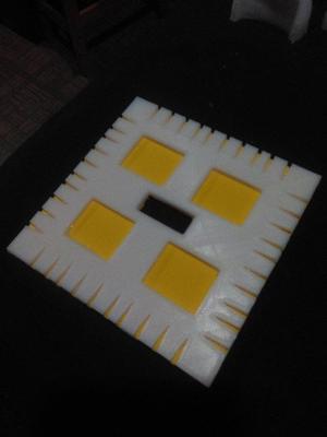 Square Kumihimo loom 