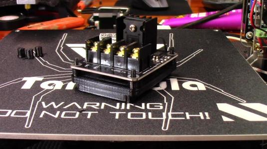 Mosfet Mount for 2040 Extrusion