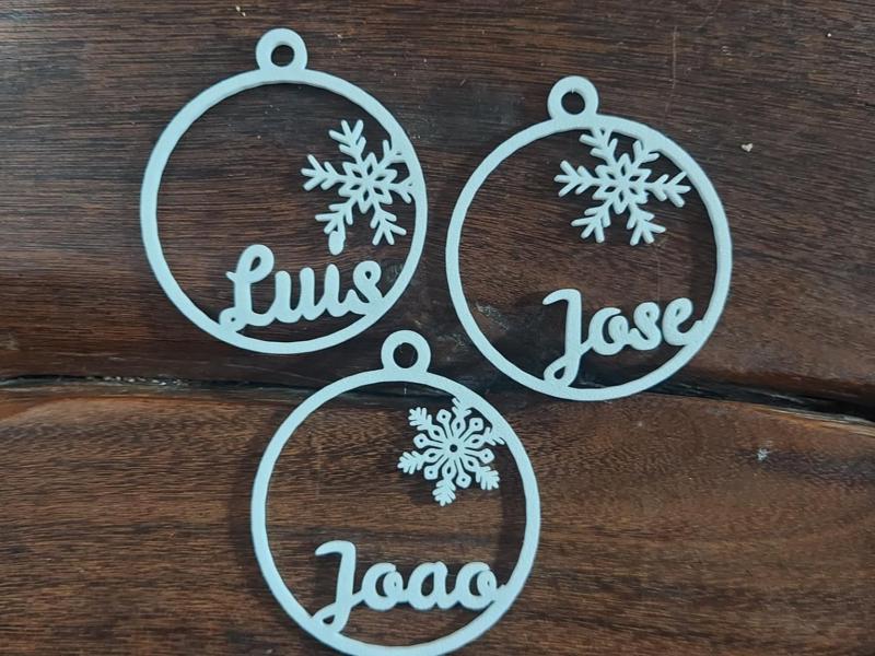 Christmas ornaments Ball with names J to L