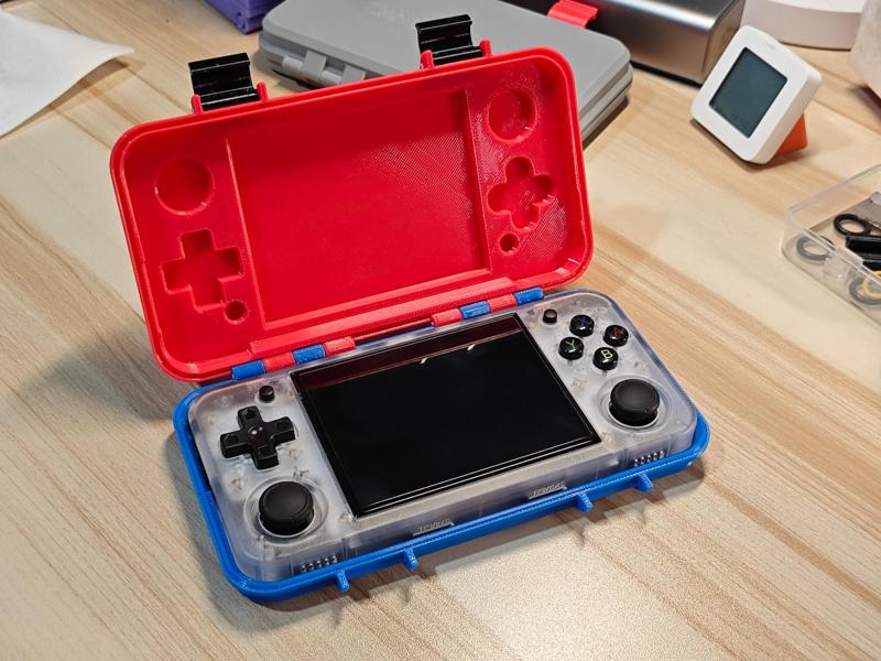 RG35XX H / 保护壳 / Hard Case