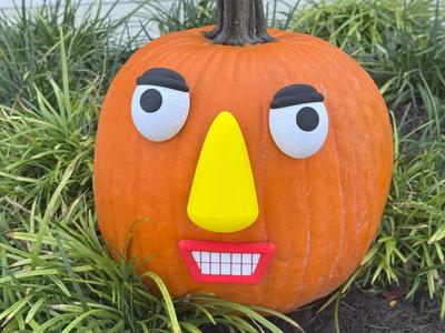 Big Nose Pumpkin Face