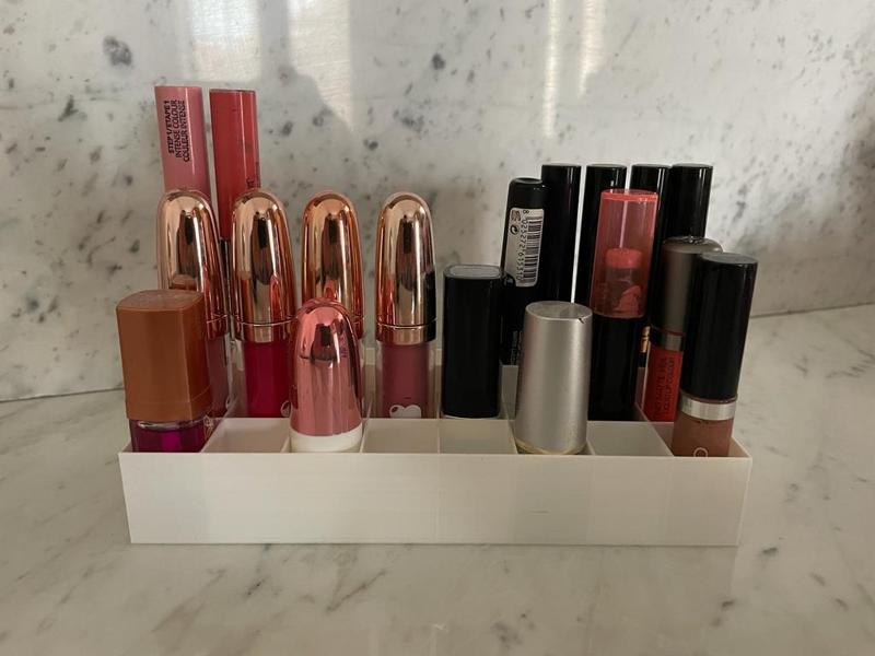 Lipstick organizer