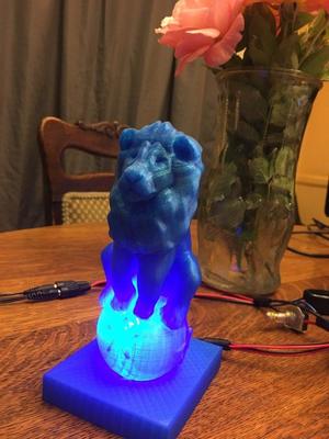 Lion On Ball Nighlight/Lamp