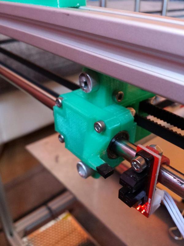 XY_Clamp_v1.1 for optical sensors
