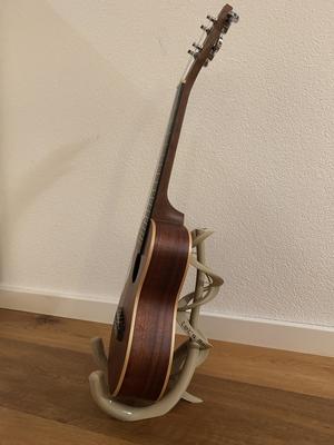 Unique Design Ukulele Stand 
