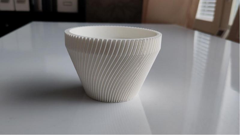 Spiral planter / vase