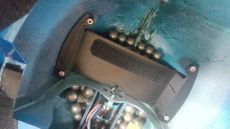 Rc Benchy battery position mod