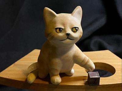 Cat - pushing things off