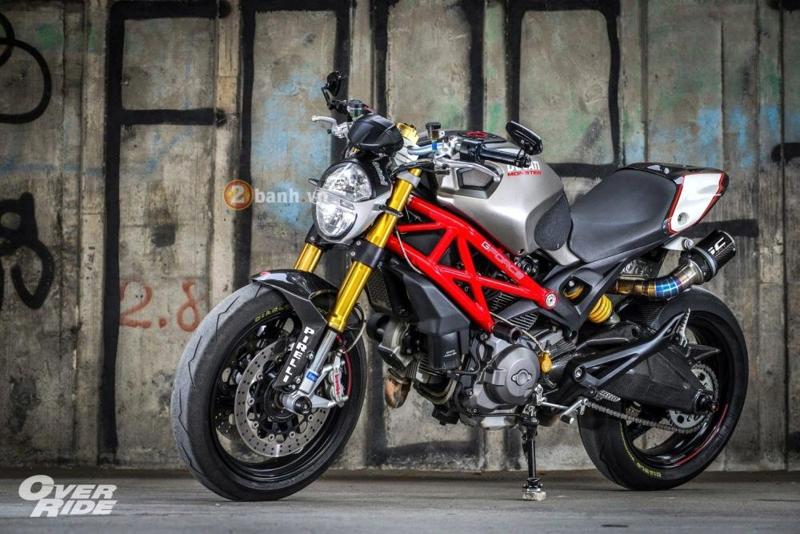 DUCATI  795
