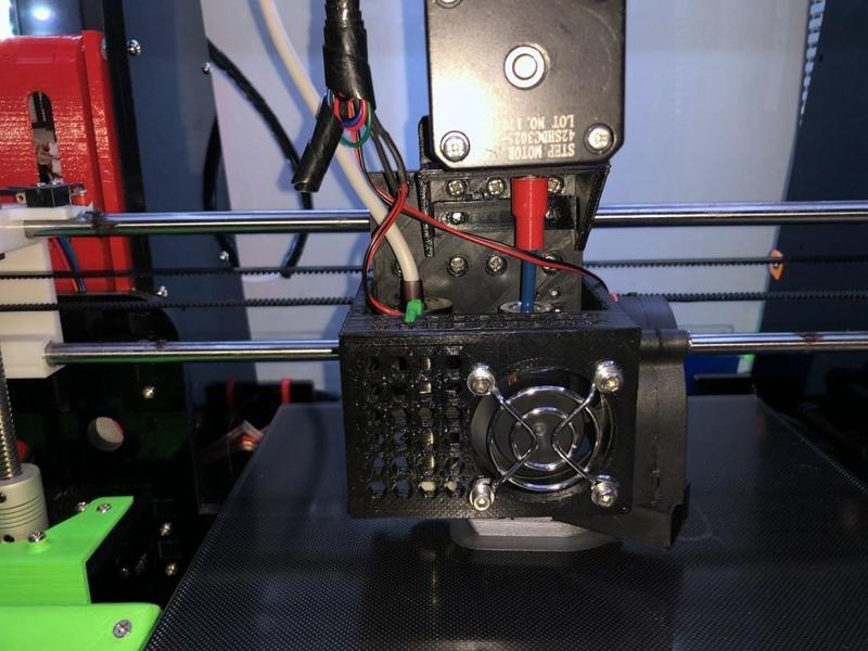 ANET A8 extruder