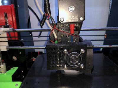ANET A8 extruder