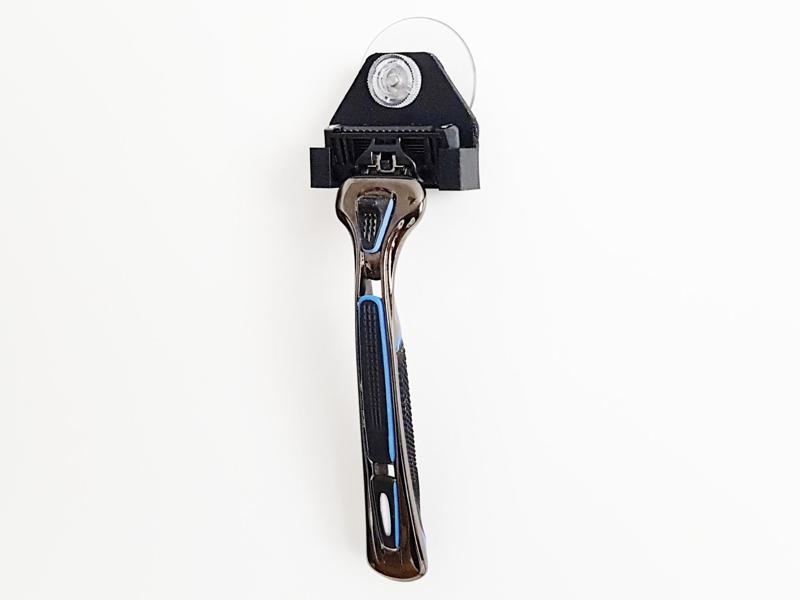 Holder for men's razor (made to fit discounter Aldi size razors)
