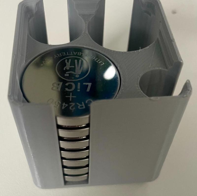 Gridfinity with pin coin cell storage - CR1450 etc