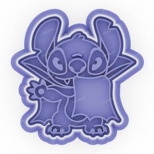 Vampire Stitch Cookie Cutter & Stamp - Standing with Cape Covering (8 cm)